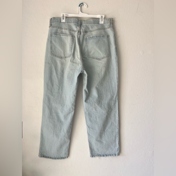 Universal Thread Light Blue Denim Jeans - Picture 2 of 3